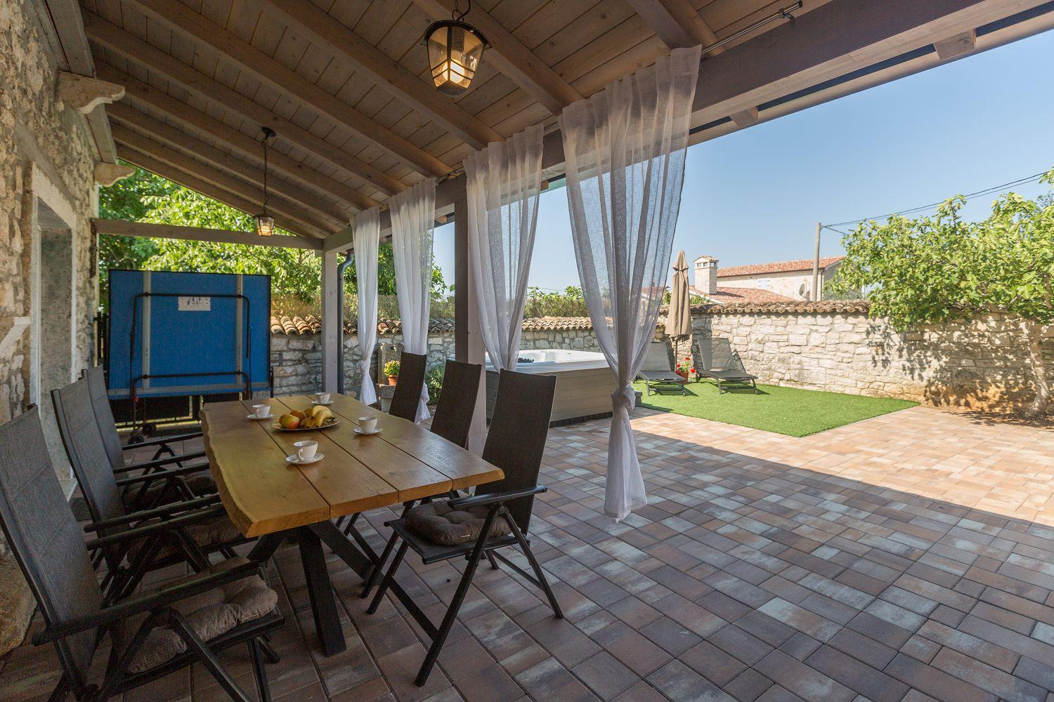 Idyllisches Istrisches Steinhaus Mit Whirlpool, Tischtennis, Grill Und Klimatisierten Schlafzimmern * Poreč