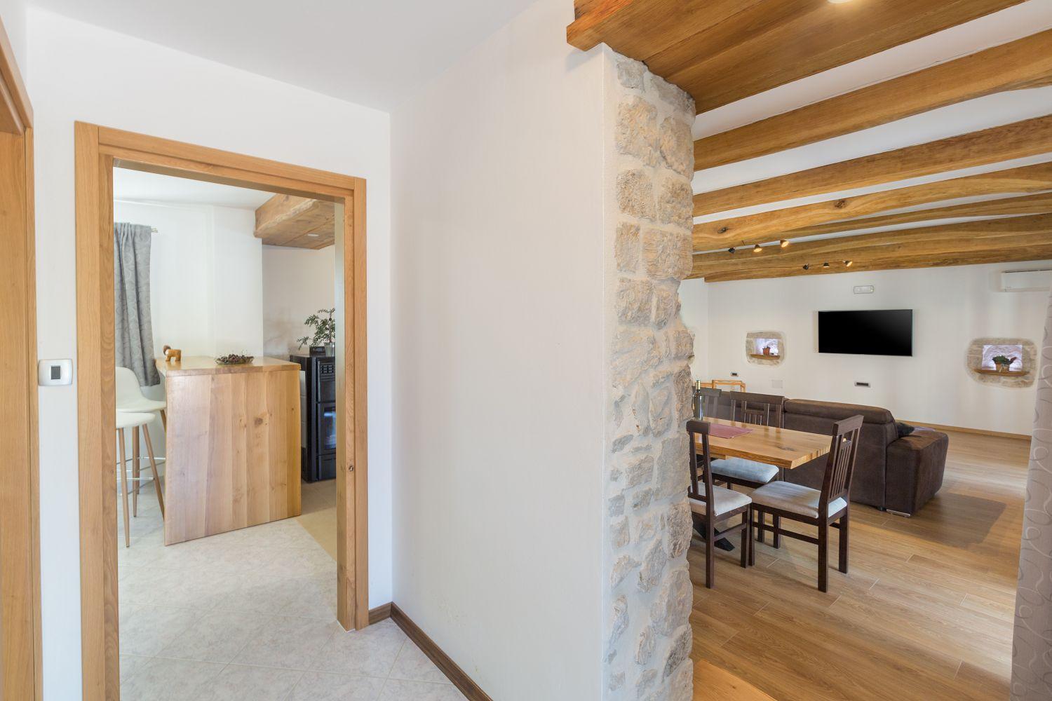 Idyllisches Istrisches Steinhaus Mit Whirlpool, Tischtennis, Grill Und Klimatisierten Schlafzimmern Ferienhaus *